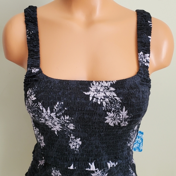 FREE PEOPLE CAMISOLE SIZE L - Picture 5 of 8
